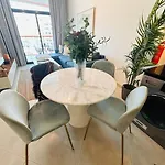 Chic 1-Bedroom Apartment