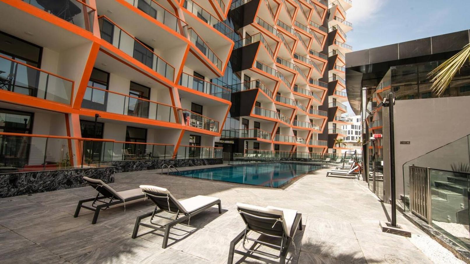 Chic 1-bedroom Apartment Dubai